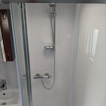L&G Family Holidays 6 Berth Coral Beach Laura Familys Only And Lead Person Must Be Over 30 Ingoldmells Extérieur photo