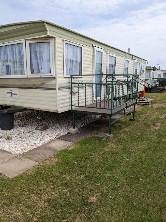 L&g Family Holidays 6 Berth Coral Laura Familys Only And Lead Person Must Be Over 30 *